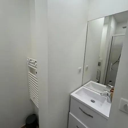 Le Magnifique, Hyper Centre